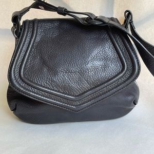 Soft black pebbled leather Cole Hahn shoulder bag